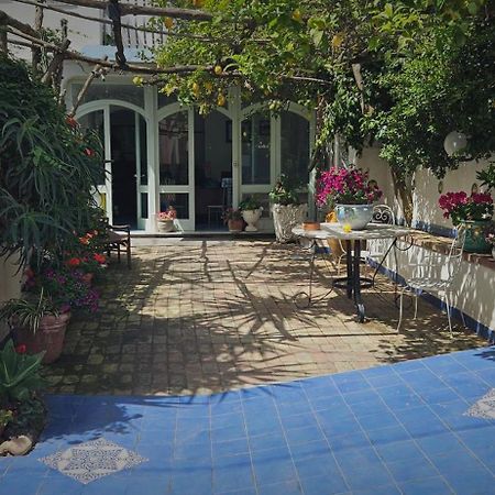 Piccolo Tirreno Hotel Residence Procida Ngoại thất bức ảnh