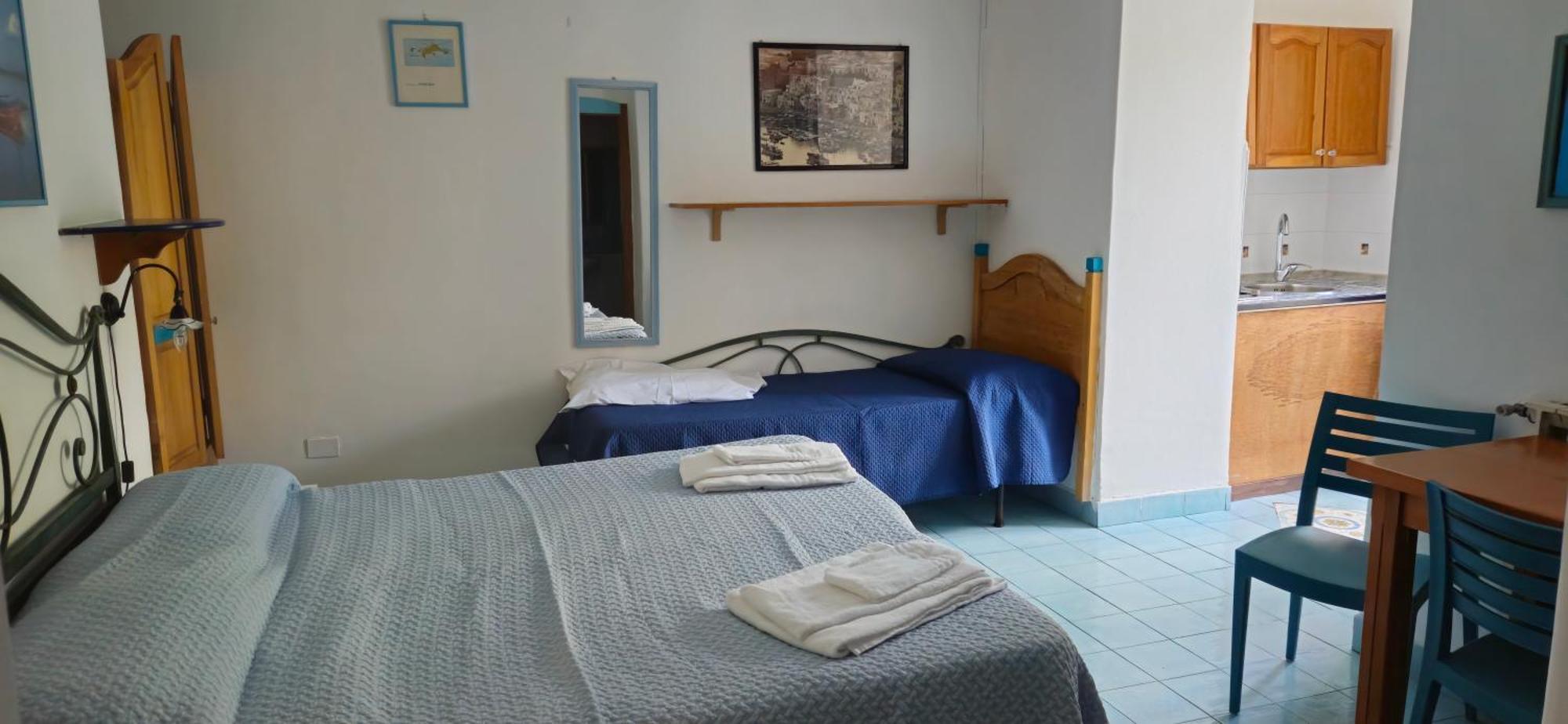 Piccolo Tirreno Hotel Residence Procida Ngoại thất bức ảnh