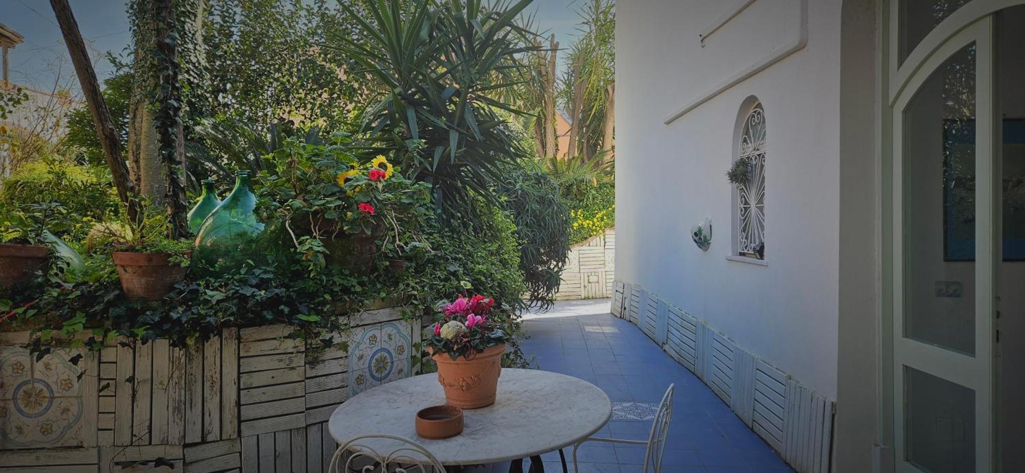 Piccolo Tirreno Hotel Residence Procida Ngoại thất bức ảnh