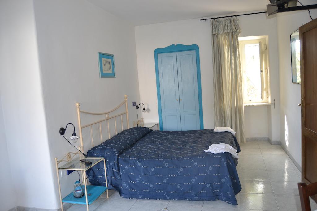 Piccolo Tirreno Hotel Residence Procida Phòng bức ảnh