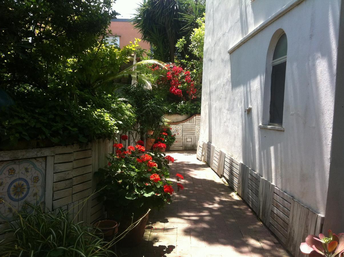 Piccolo Tirreno Hotel Residence Procida Ngoại thất bức ảnh